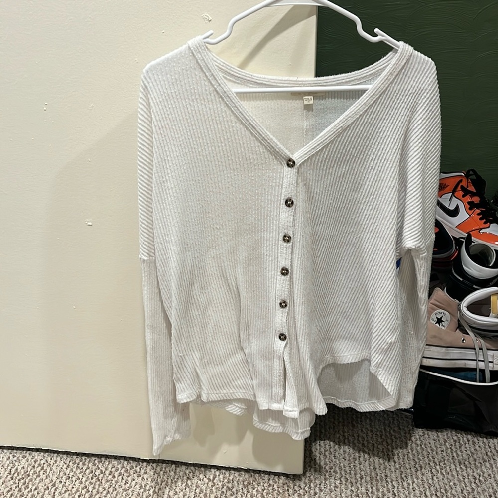 white button up shirt